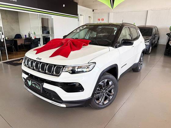 JEEP COMPASS 1.3 T270 TURBO FLEX LONGITUDE AT6